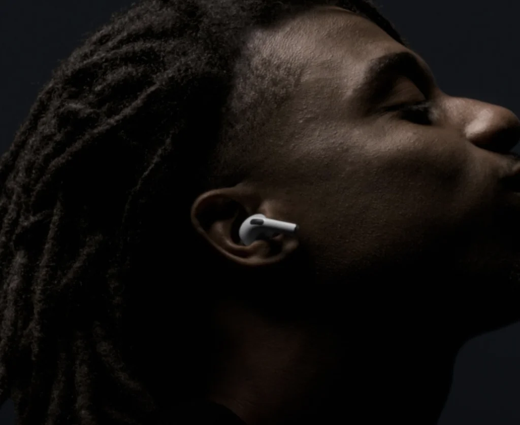 Apple AirPods  screenshot 4 of 8