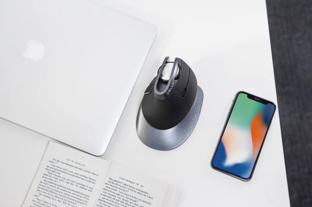 Delux Navee screenshot 5 of 6