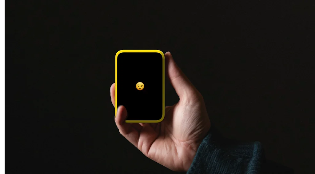 moji AI wearable screenshot 1 of 4