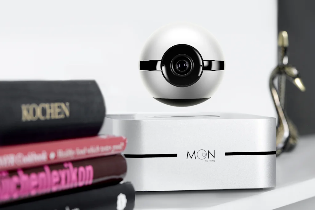 Moon screenshot 7 of 12