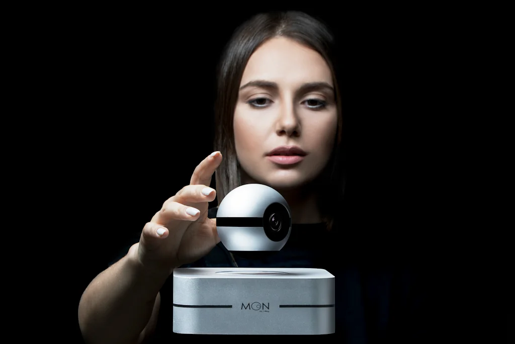 Moon screenshot 8 of 12