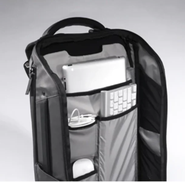 NOMATIC Backpack screenshot 1 of 11