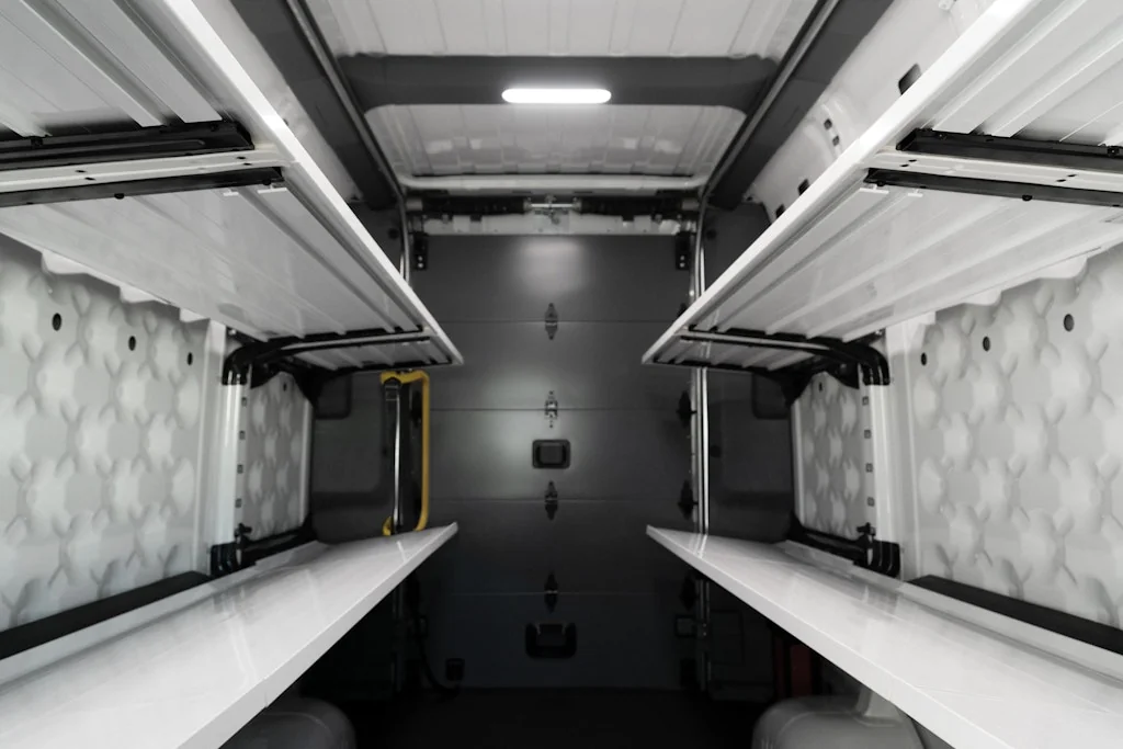 Rivian R1T: All-Electric Truck screenshot 12 of 12