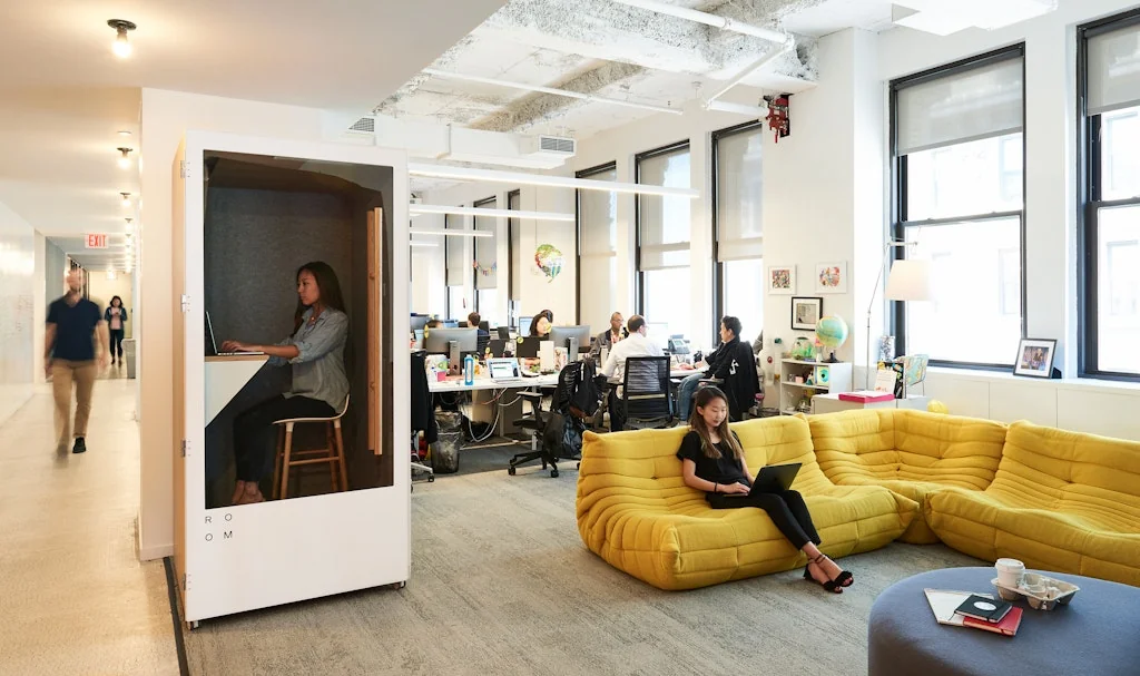 ROOM screenshot 4 of 7