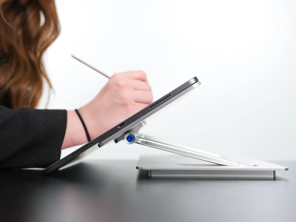 Moment screenshot 3 of 3