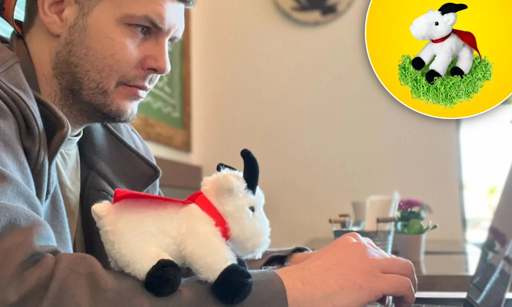 SuperGoat.com screenshot 2 of 3