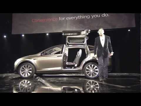 Tesla Model X screenshot 1 of 7