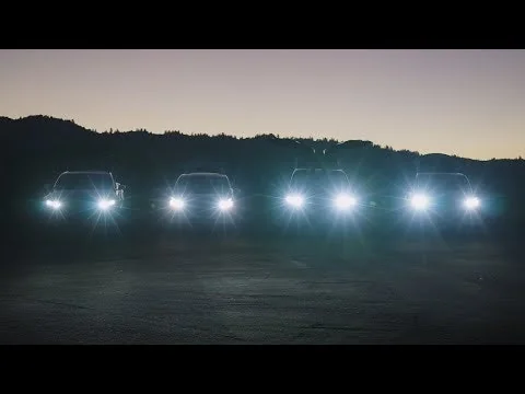 Tesla Roadster screenshot 1 of 5