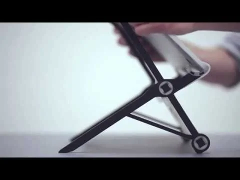 The Roost Stand logo